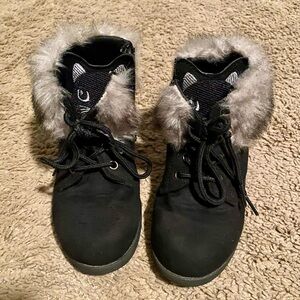 Cat tongue Black Fur Boots